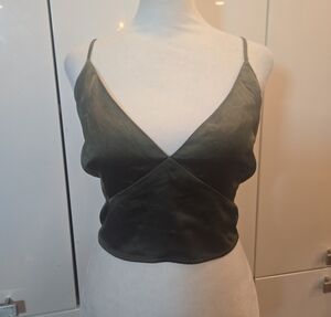 Abercrombie & Fitch Satin V Neck Cropped Camisole Top Dark Green Large